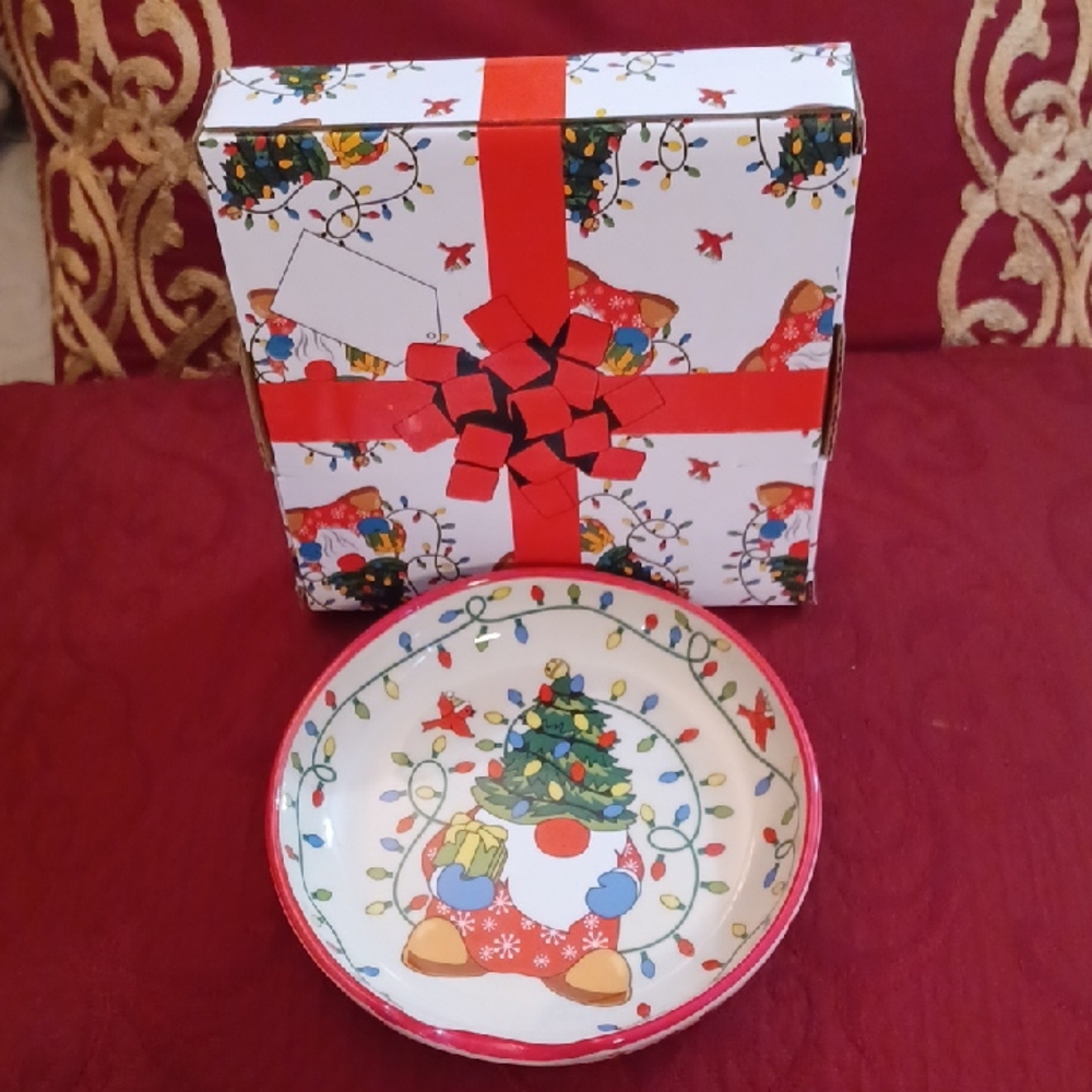 Temp-Tations Holiday Gnome Spoon Rest